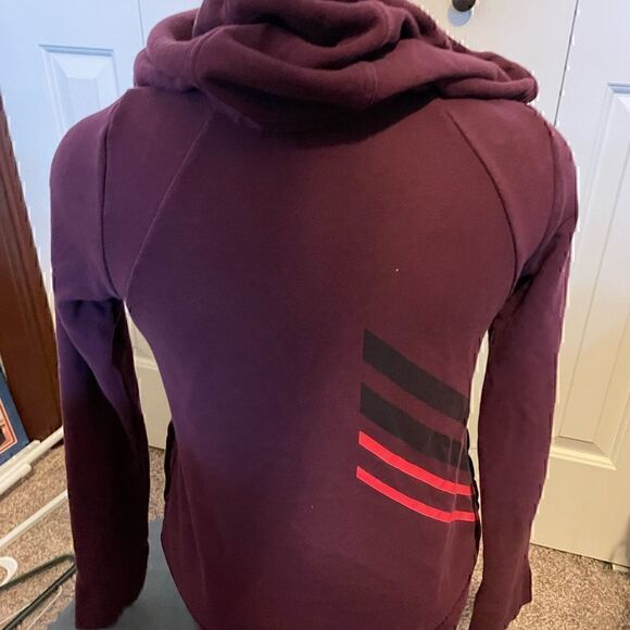 Under Armour Maroon Full ZIP Womens XS Hoodie - Picture 2 of 5